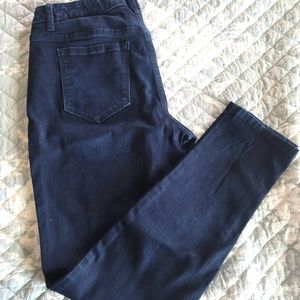 Vera Wang skinny jeans, size 10